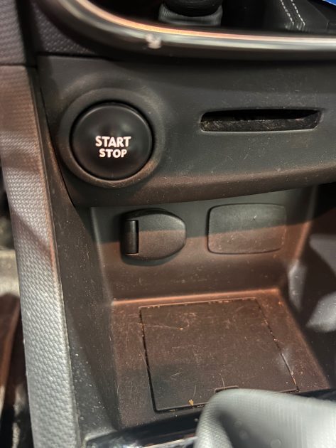 RENAULT CLIO IV TCE 90 GRAPHITE, Régulateur de Vitesse, Sièges Chauffants