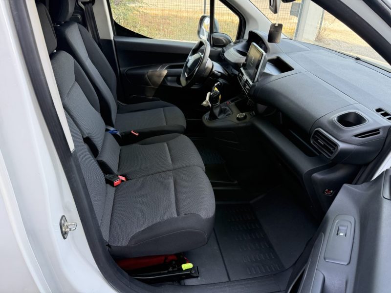 PEUGEOT PARTNER 1.5 BLUE HDI 100 3PLACES CAR PLAY 1000KG 2020