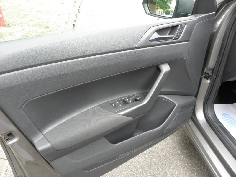 VOLKSWAGEN POLO 1.0 TSI 80CH LOUNGE  /  4CV 2020