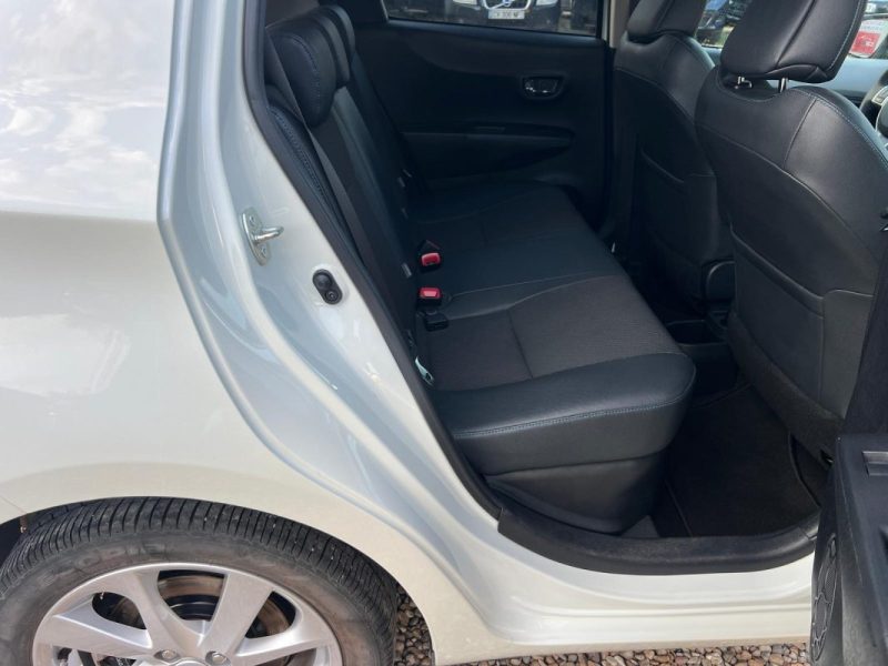 TOYOTA YARIS 100 HSD STYLE