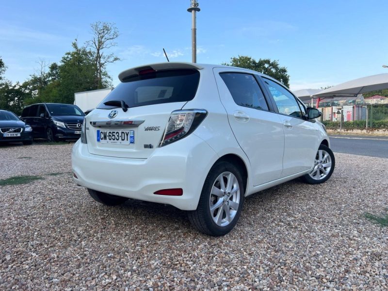 TOYOTA YARIS 100 HSD STYLE