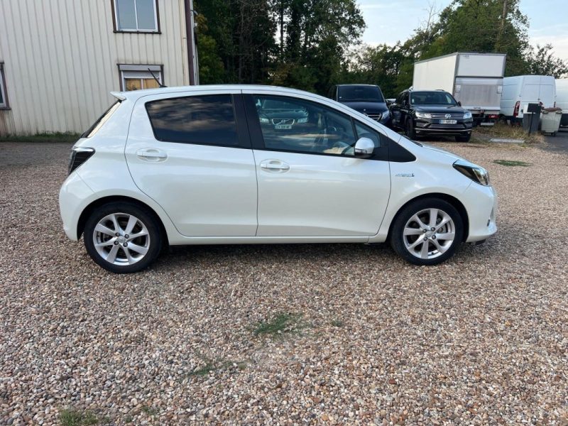 TOYOTA YARIS 100 HSD STYLE