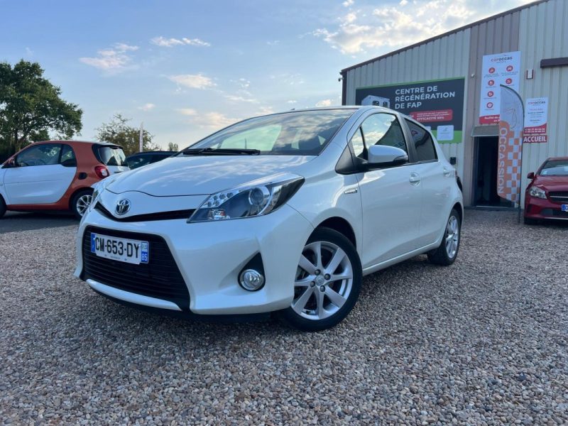 TOYOTA YARIS 100 HSD STYLE