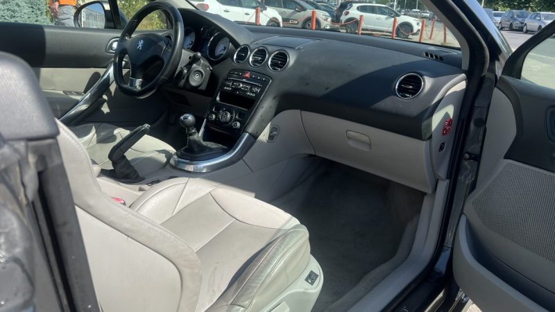 PEUGEOT 308 CC 1.6 HDI 112 6CV SPORT