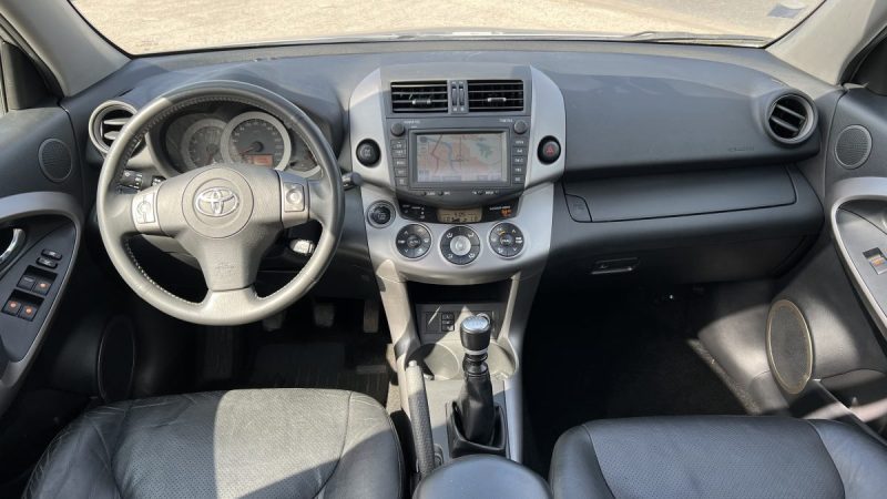 TOYOTA RAV4 177 D4D 4X4 CLEAN POWER PACK TECHNO