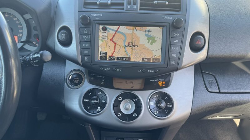 Toyota RAV4 2.2 D4D 177cv 4X4 CLEAN POWER PACK TECHNO