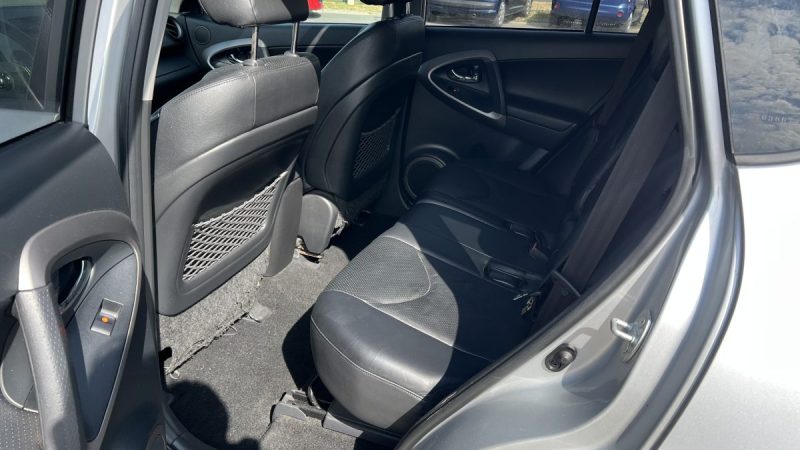 TOYOTA RAV4 177 D4D 4X4 CLEAN POWER PACK TECHNO
