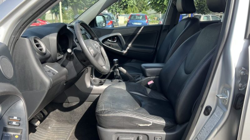 TOYOTA RAV4 177 D4D 4X4 CLEAN POWER PACK TECHNO