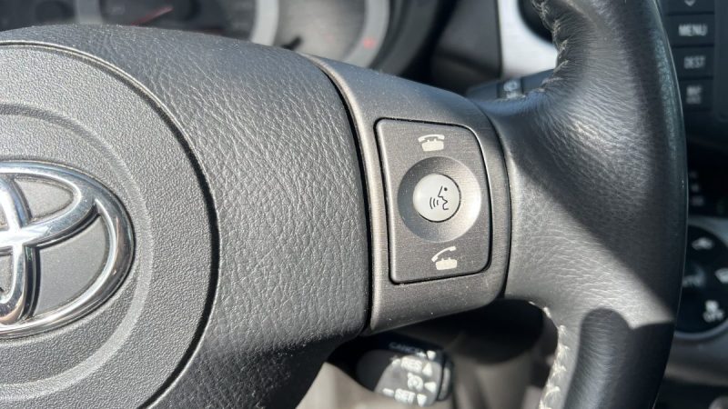 TOYOTA RAV4 177 D4D 4X4 CLEAN POWER PACK TECHNO