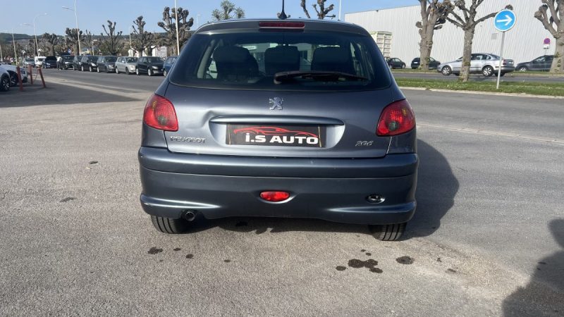 PEUGEOT 206 1.4 75CV URBAN