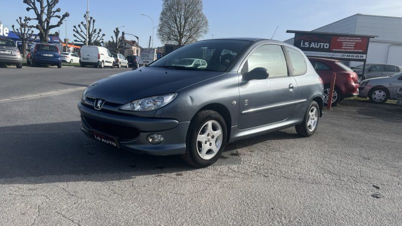 PEUGEOT 206 1.4 75CV URBAN