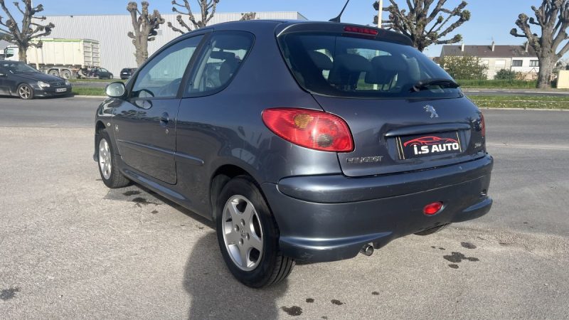 PEUGEOT 206 1.4 75CV URBAN