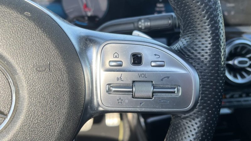 MERCEDES CLASSE A 200 AMG LINE ÉDITION ONE 7G-DCT