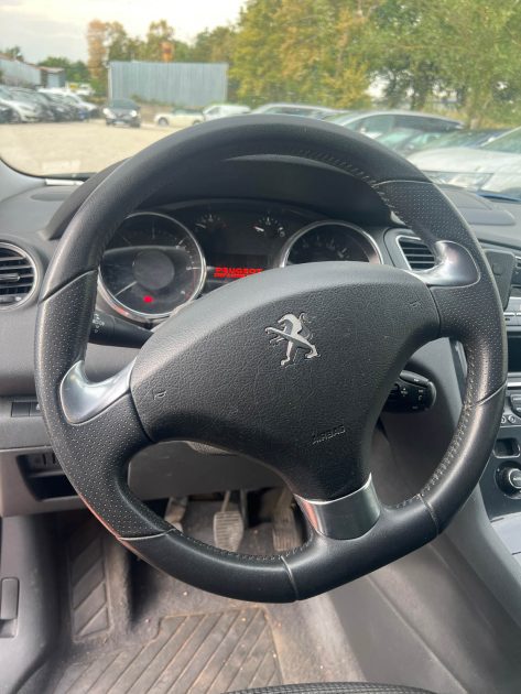 PEUGEOT 5008 1.6 BLUE HDI 120 ALLURE 2015