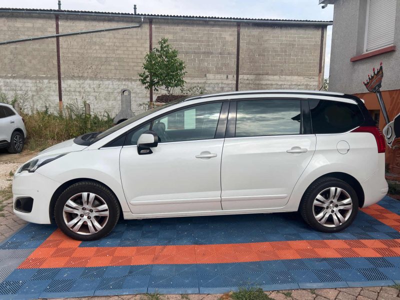 PEUGEOT 5008 1.6 BLUE HDI 120 ALLURE 2015