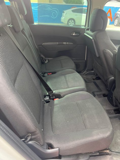 PEUGEOT 5008 1.6 BLUE HDI 120 ALLURE 2015