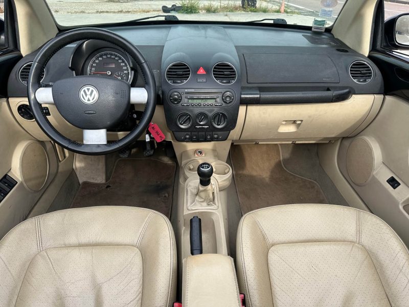 VOLKSWAGEN NEWBEETLE 1.6 102 CABRIOLET 2005