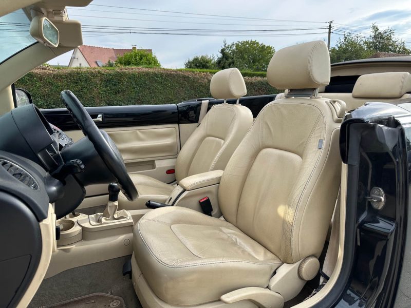 VOLKSWAGEN NEWBEETLE 1.6 102 CABRIOLET 2005