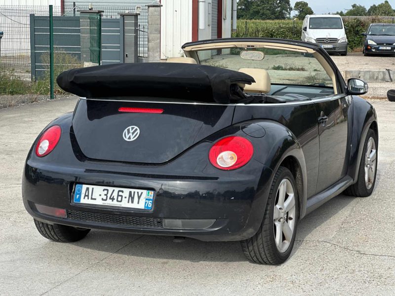 VOLKSWAGEN NEWBEETLE 1.6 102 CABRIOLET 2005