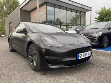 TESLA MODEL 3 DUAL GRANDE AUTONOMIE 