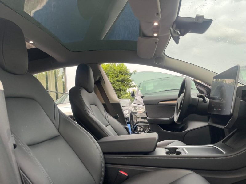 TESLA MODEL 3 DUAL GRANDE AUTONOMIE 