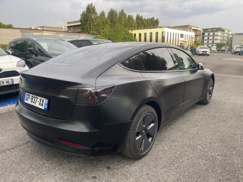 TESLA MODEL 3 DUAL GRANDE AUTONOMIE 