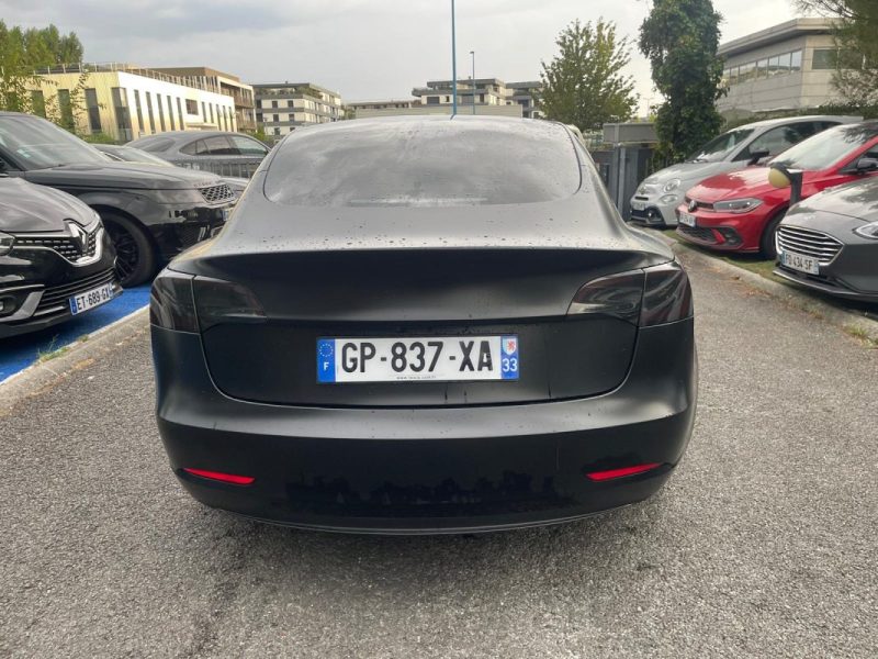 TESLA MODEL 3 DUAL GRANDE AUTONOMIE 