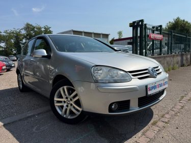 VOLKSWAGEN GOLF 1.6l 102CV TRENDLINE 5P BVM5 