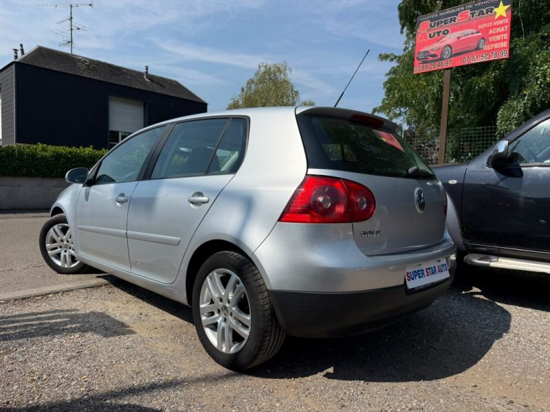 VOLKSWAGEN GOLF 1.6l 102CV TRENDLINE 5P BVM5 