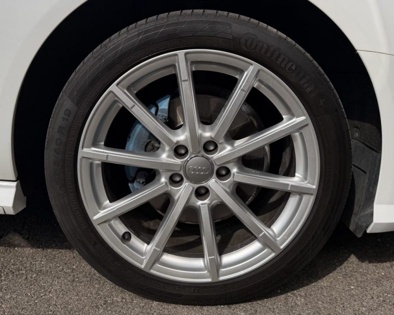 AUDI A6 2.0 TDI ULTRA 190 ch - S TRONIC - Toit Ouvrant - FULL - Entretien complet - Garantie 6 mois