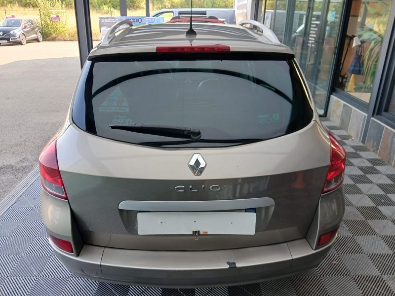 RENAULT CLIO III 1.5 DCI 105 CV   SERIE LIMITE FFR   2012