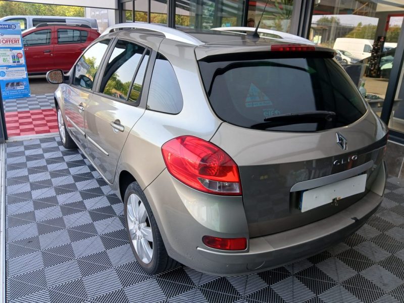 RENAULT CLIO III 1.5 DCI 105 CV   SERIE LIMITE FFR   2012