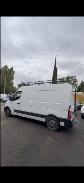 RENAULT MASTERIII F3300 L2H2 DCI 100 CONFORT 2014