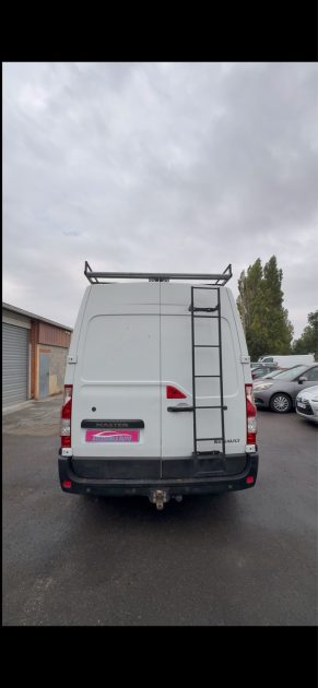 RENAULT MASTERIII F3300 L2H2 DCI 100 CONFORT 2014
