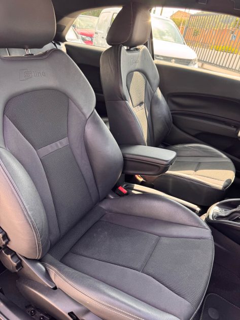 AUDI A1 1.4 TFSI 125CH S LINE INT EXT BOITE AUTOMATIQUE
