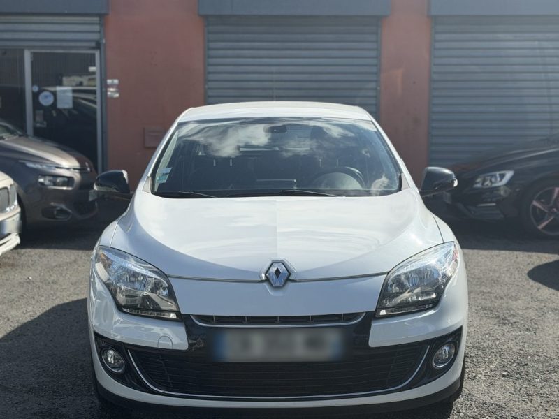 RENAULT MEGANE III 1.5 DCI 110 cv - Garantie - BOSE 