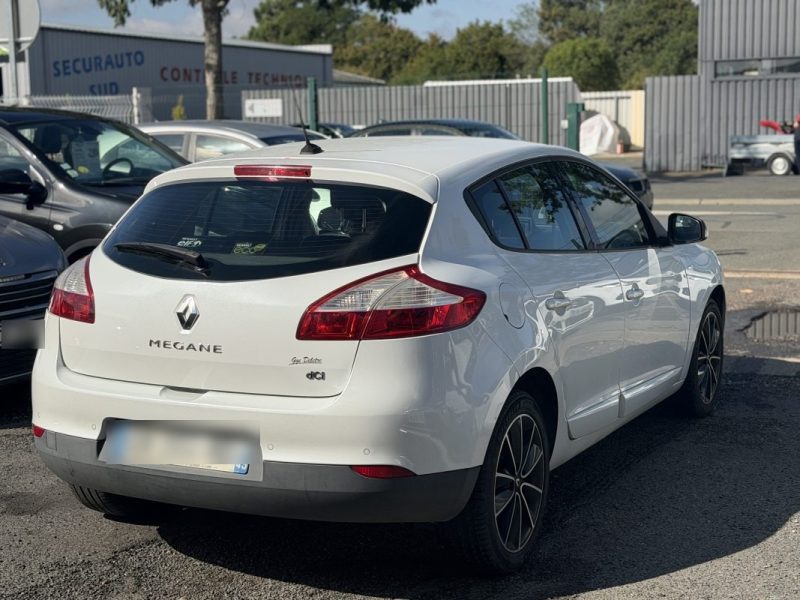 RENAULT MEGANE III 1.5 DCI 110 cv - Garantie - BOSE 