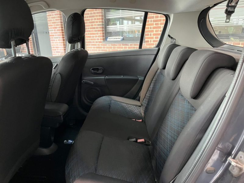 🚗 RENAULT CLIO III CONFORT DYNAMIQUE ⛽ 1.2 75 Ch 📱 Apple CarPlay 📷 Caméra de recul