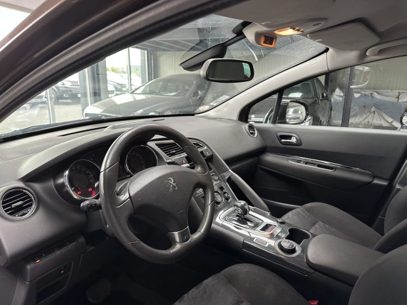 PEUGEOT 3008 HYBRID4 2.0 HDI 163cv BMP6 + ELECTRIC 37cv