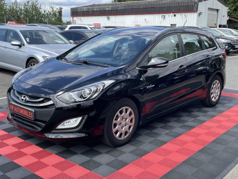 HYUNDAI I30 SW 1.6 CRDI 110 PACK INVENTIVE 2013