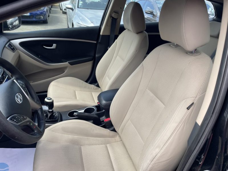 HYUNDAI I30 SW 1.6 CRDI 110 PACK INVENTIVE 2013