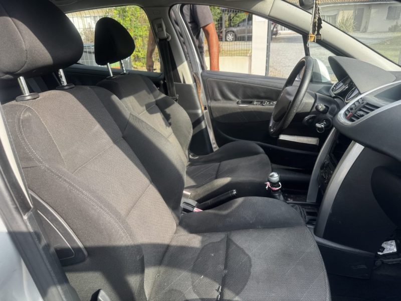 PEUGEOT 207 1.6 VTI 16V 120 PREMIUM 2009