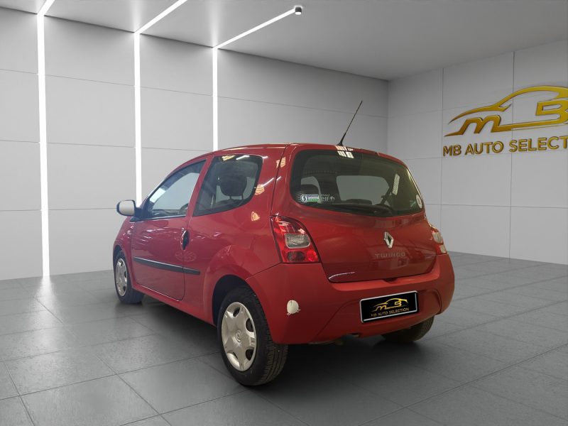RENAULT TWINGO II 1.2 I 75 CV.