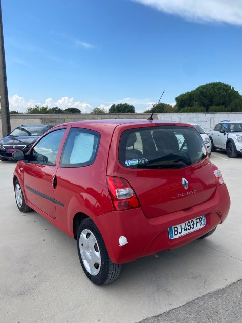 RENAULT TWINGO II 1.2 I 75 CV.