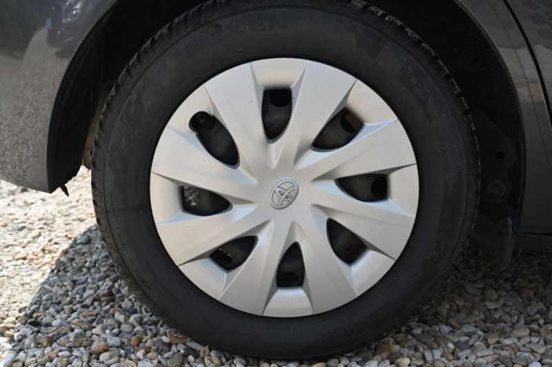 TOYOTA VERSO-S 1.3 100CV LIFE 2014