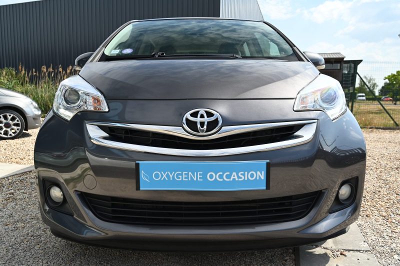 TOYOTA VERSO-S 1.3 100CV LIFE 2014