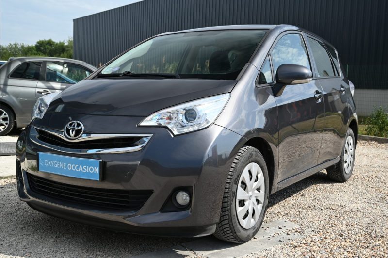 TOYOTA VERSO-S 1.3 100CV LIFE 2014