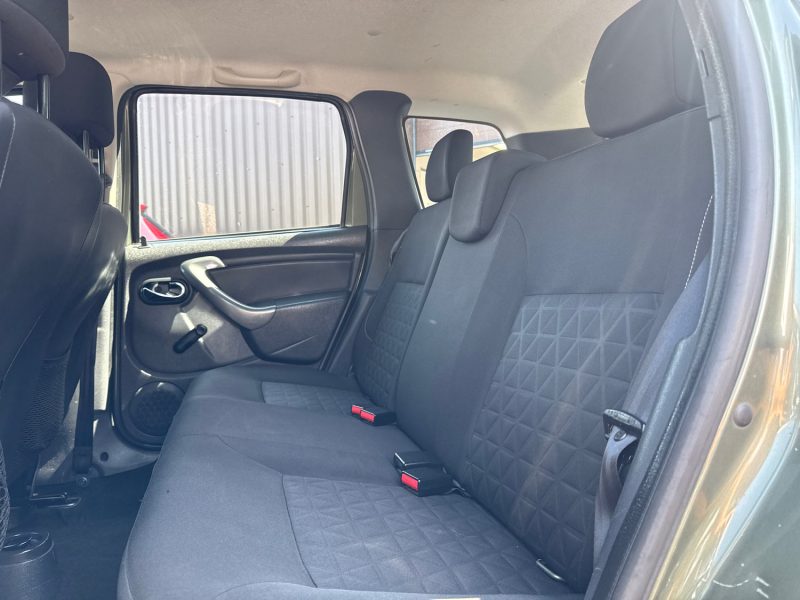 DACIA  DUSTER 1.5 DCI 110 LAURÉATE 4X4