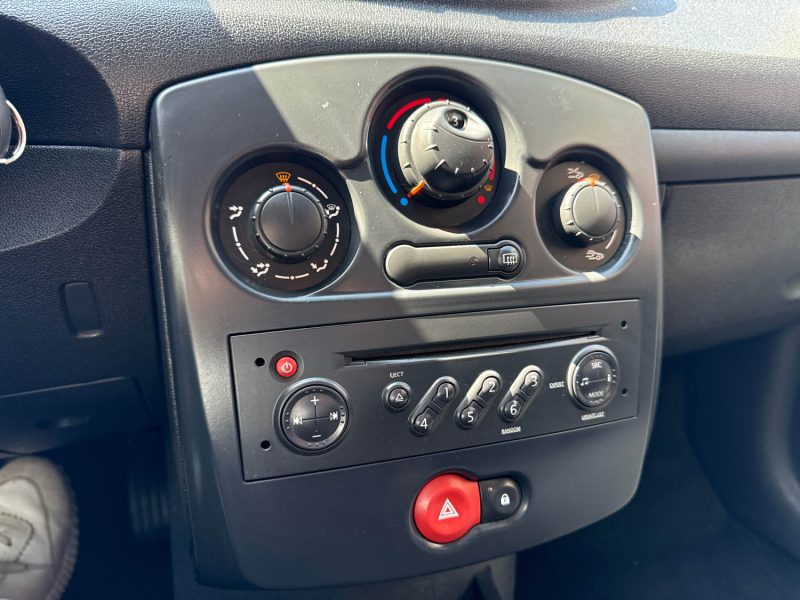 RENAULT CLIO III 1.2 75CV AUTHENTIQUE 