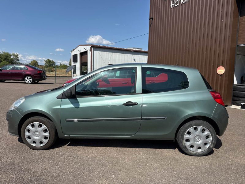 RENAULT CLIO III 1.2 75CV AUTHENTIQUE 